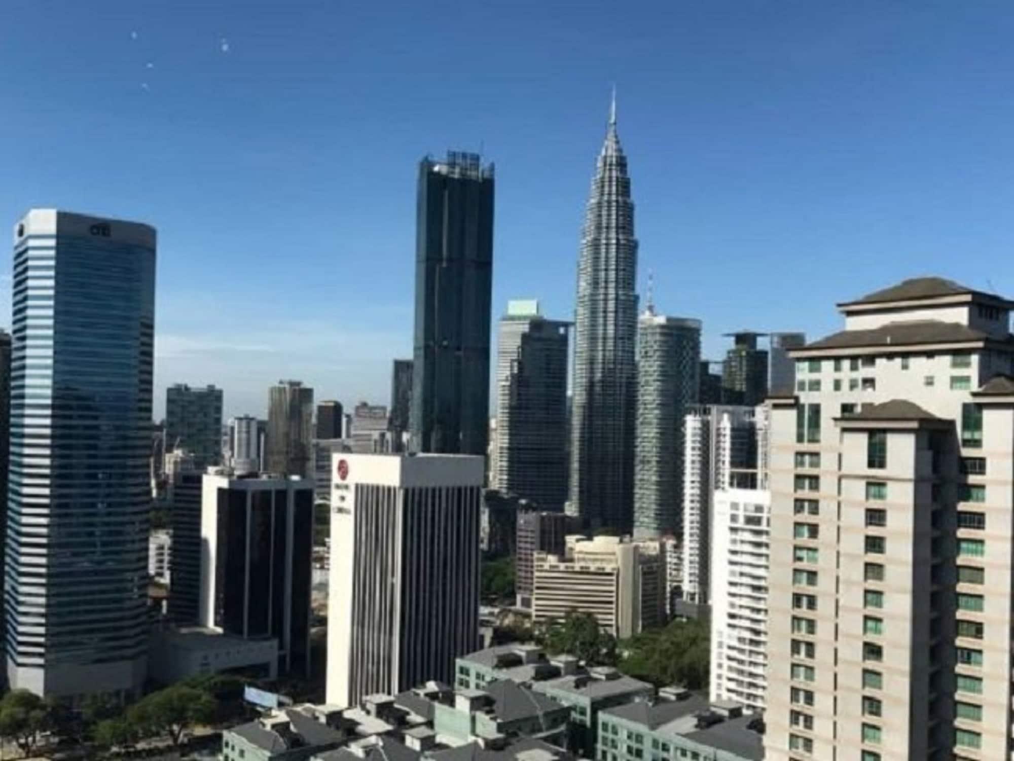 Trillion Suites By Slg Kuala Lumpur Exterior photo